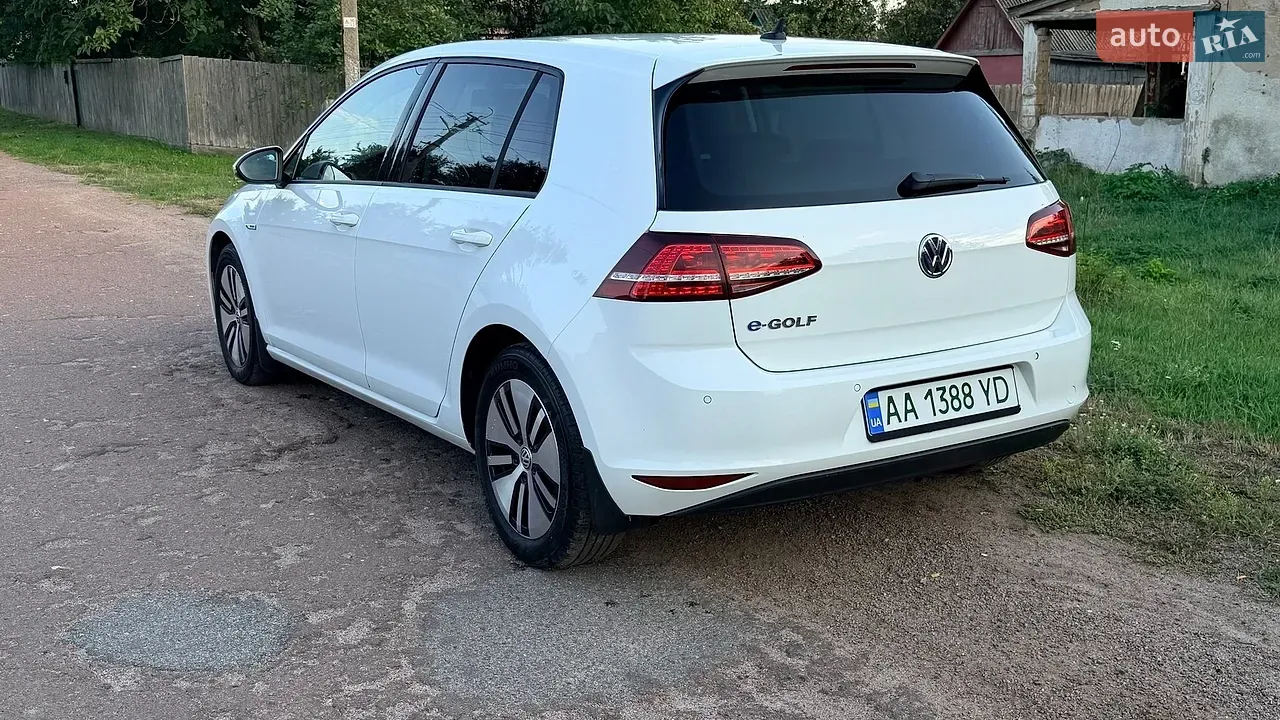 Volkswagen E-Golf 2015 photo 5