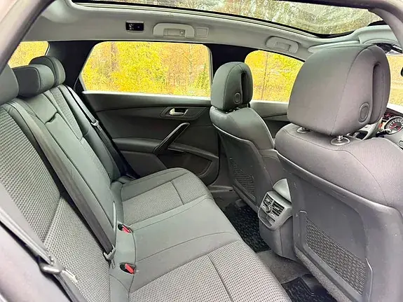 Peugeot 508 2011 photo 5
