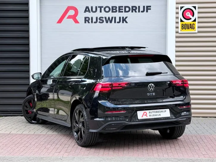 Volkswagen Golf 2022 photo 3
