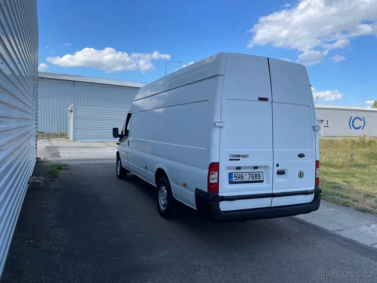Ford Transit 2008 photo 4