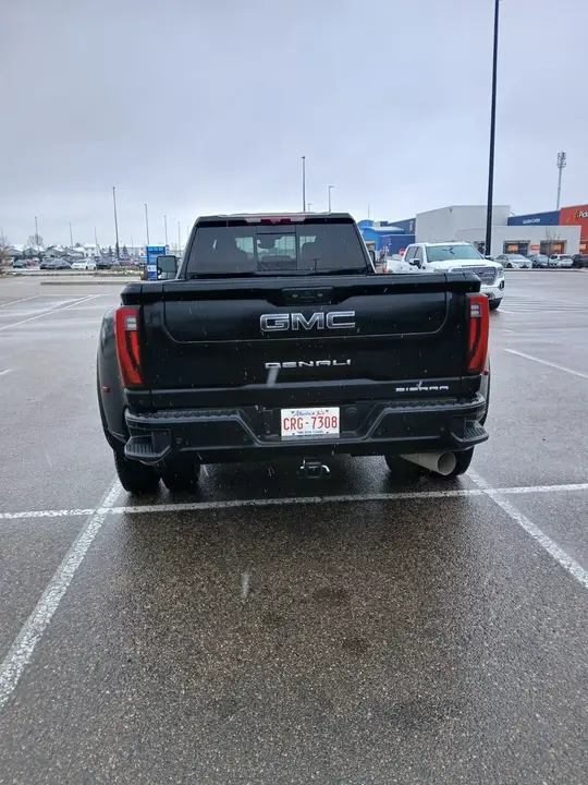 GMC Sierra 3500Hd 2026 photo 4