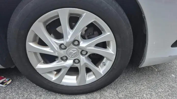 Toyota Auris 2018 photo 4