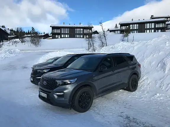 Ford Explorer 2021 photo 4