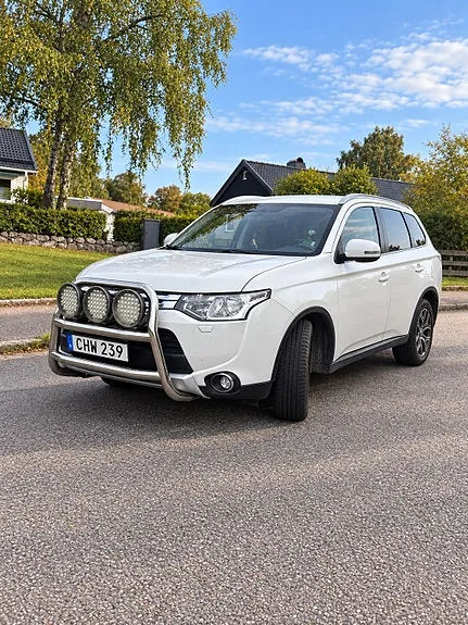 Mitsubishi Outlander 2014 photo 3