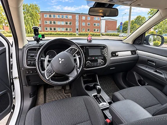 Mitsubishi Outlander 2014 photo 5