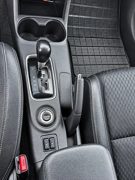 Mitsubishi Outlander 2014 photo 4