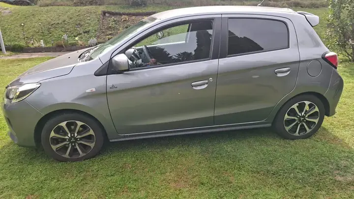 Mitsubishi Space Star 2021 photo 2