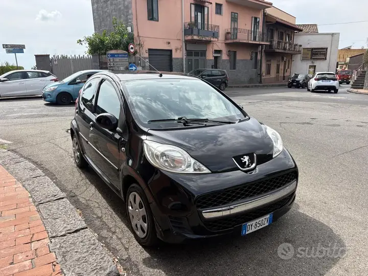 Peugeot 107 2009 photo 4