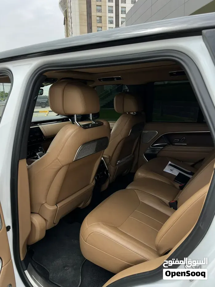 Land Rover Range Rover Evoque 2022 photo 4