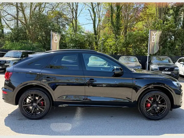Audi Q5 2022 photo 5