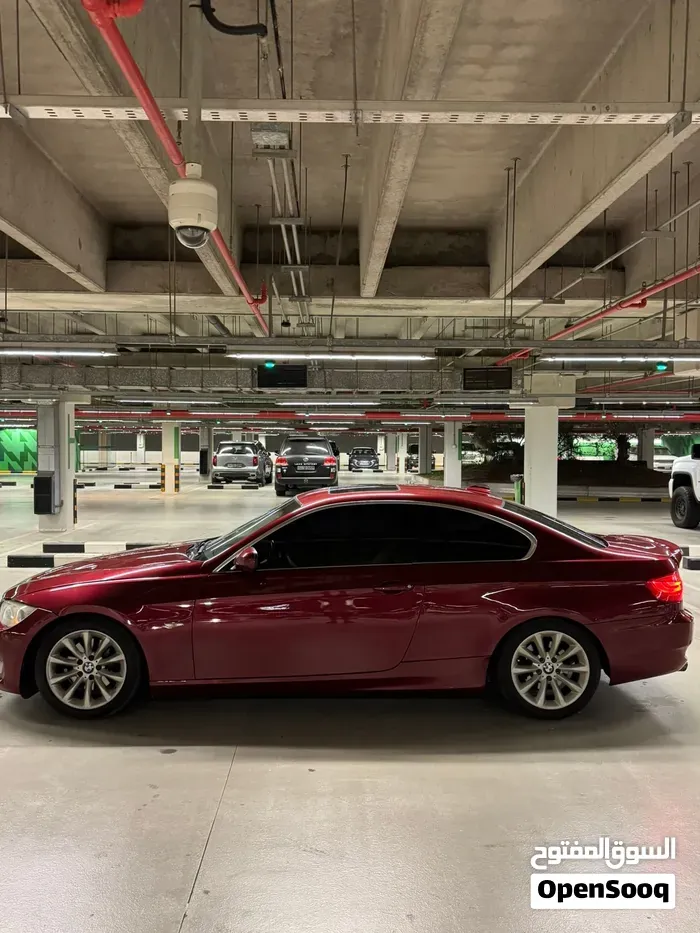BMW 3 Series 2011 photo 3