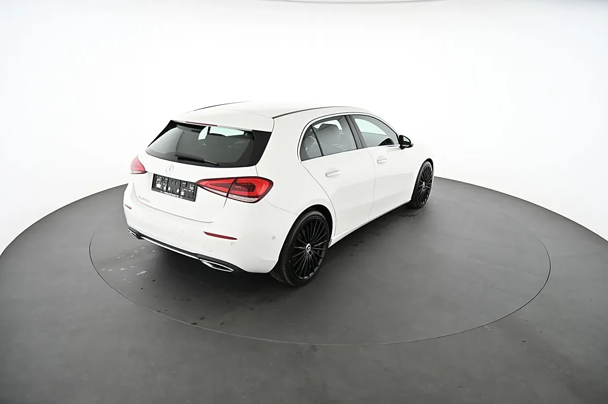 Mercedes-Benz A-Class 2019 photo 2