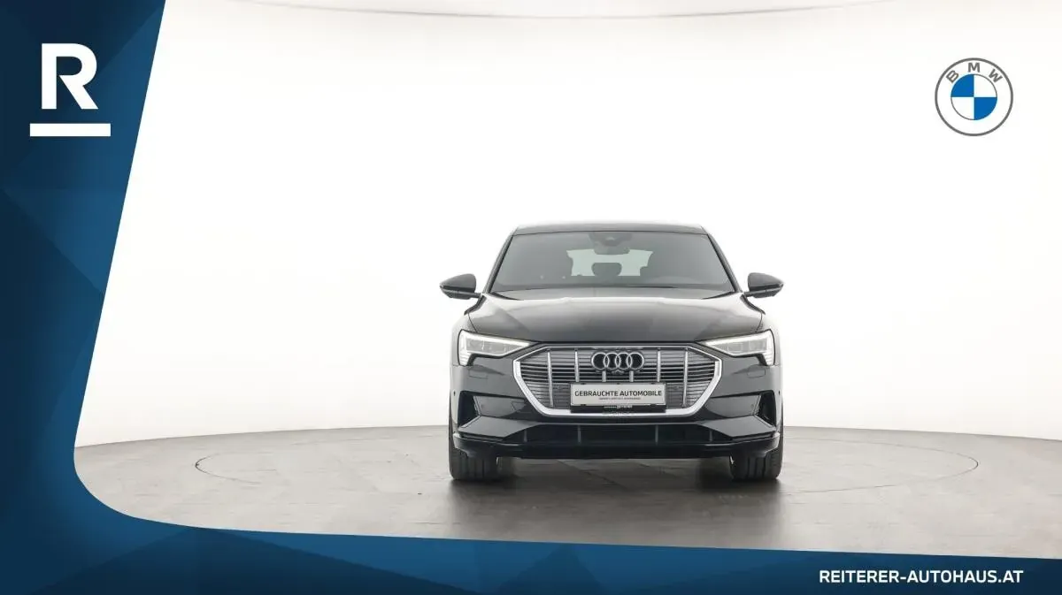 Audi E-Tron 2021 photo 2