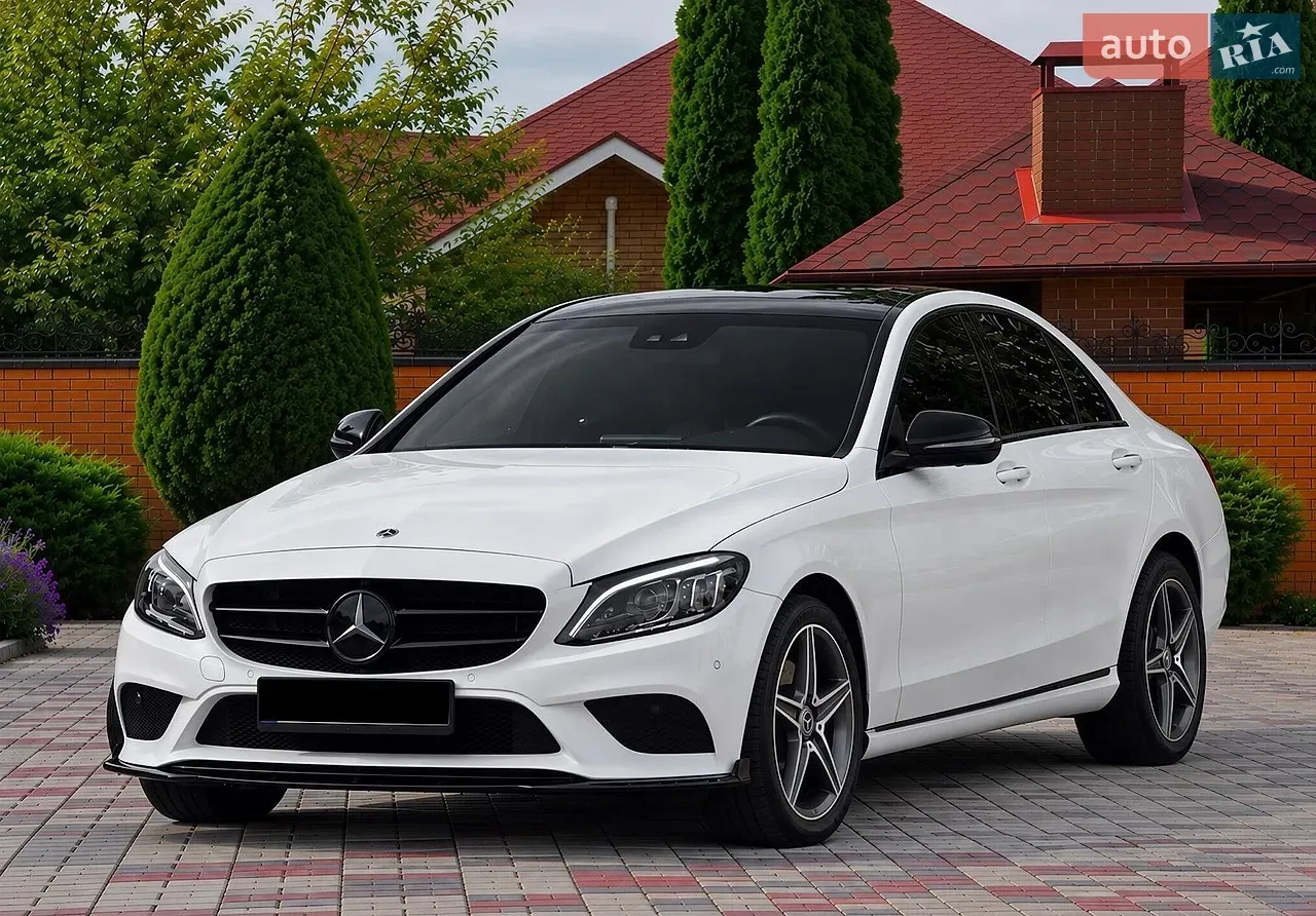 Mercedes-Benz C-Class 2018 photo 3