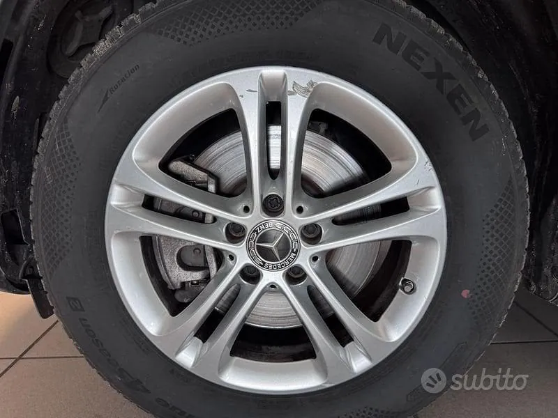 Mercedes-Benz Gla 2023 photo 5