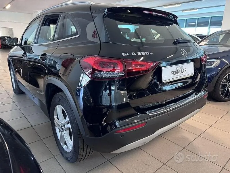 Mercedes-Benz Gla 2023 photo 4