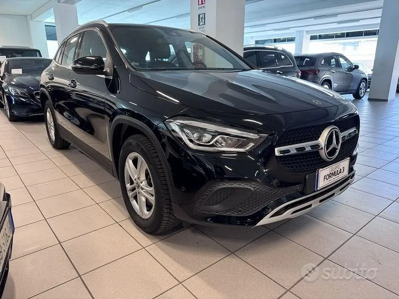 Mercedes-Benz Gla 2023 photo 2