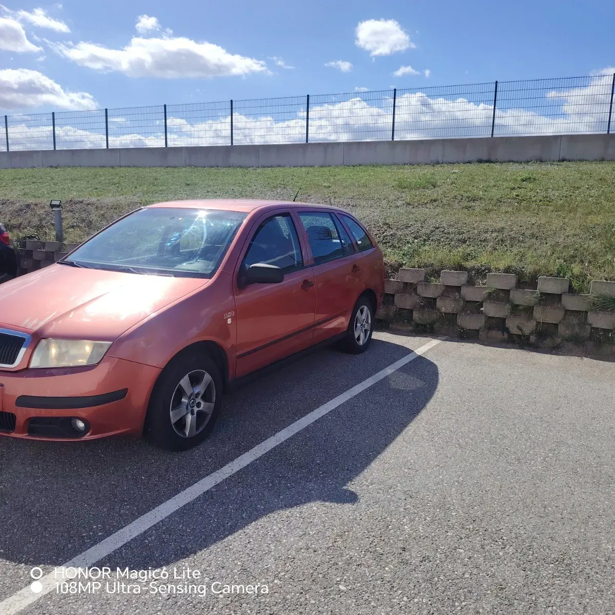 Skoda Fabia 2007 photo 2
