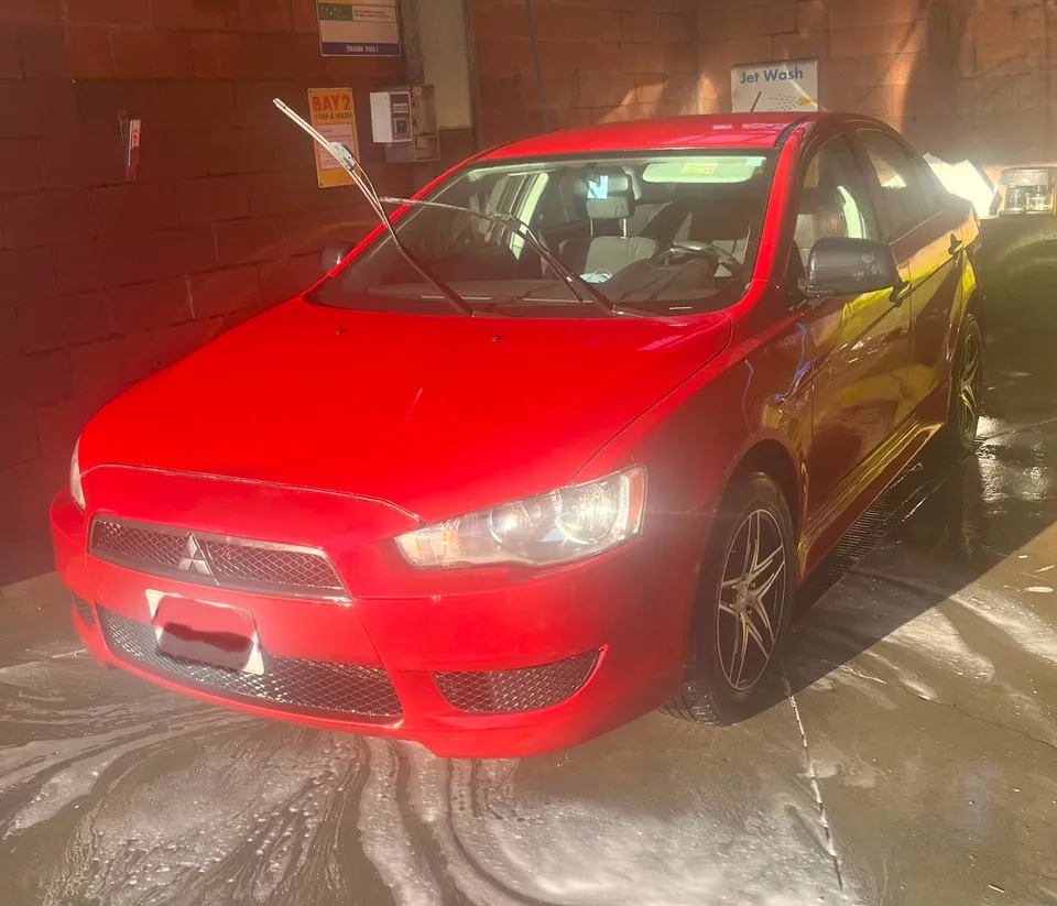 Mitsubishi Lancer 2012 photo 2