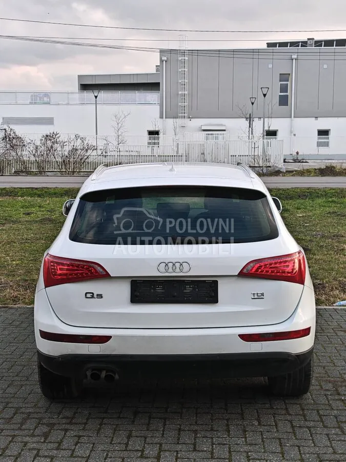 Audi Q5 2012 photo 4