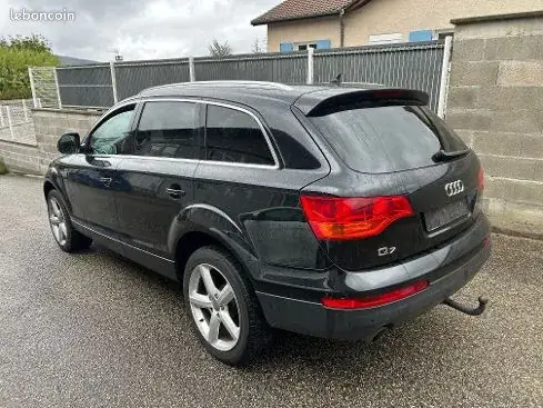 Audi Q7 2009 photo 2