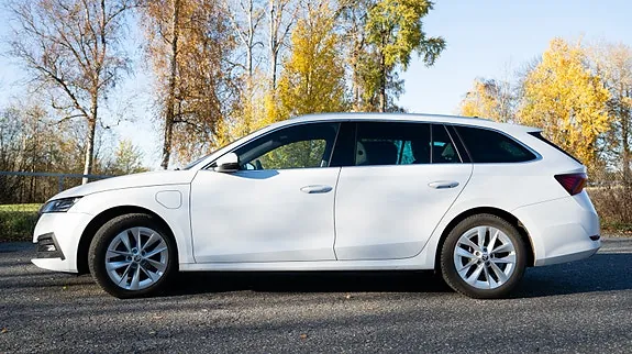 Skoda Octavia 2021 photo 5