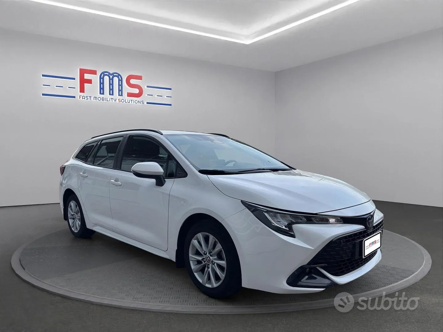 Toyota Corolla 2023 photo 2