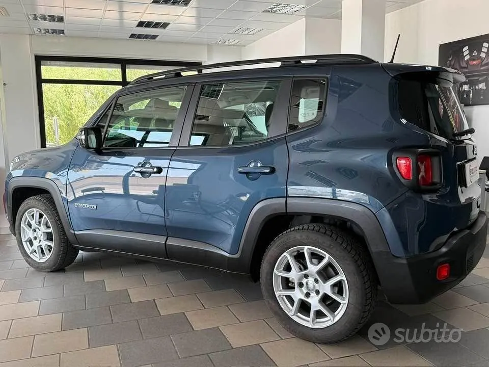 Jeep Renegade 2022 photo 2