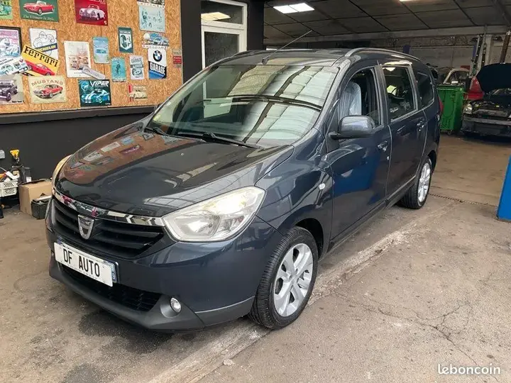 Dacia Lodgy