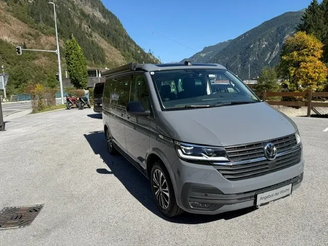 Volkswagen Multivan 2022 photo 2