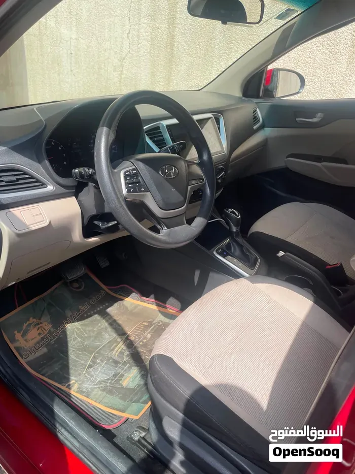 Hyundai Accent 2020 photo 2