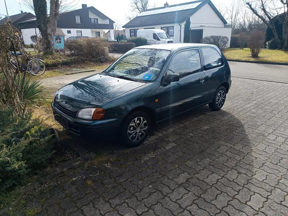 Toyota Starlet