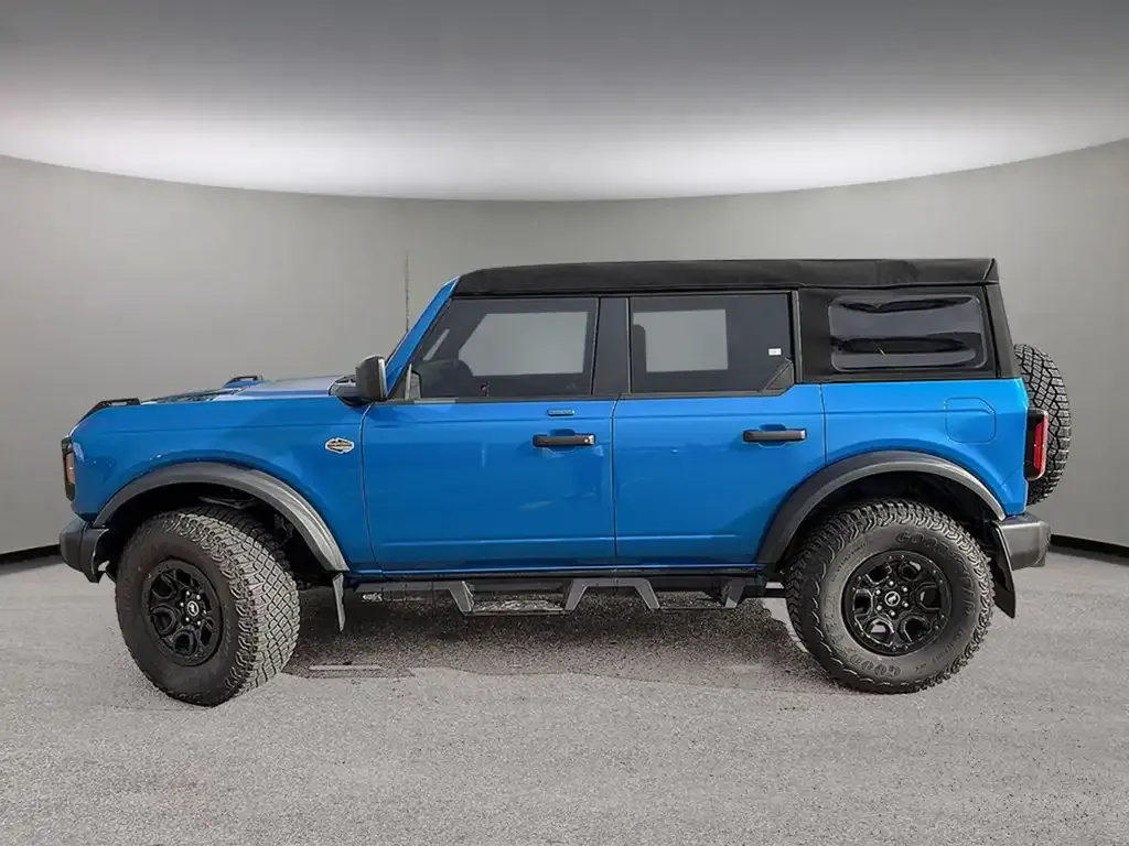 Ford Bronco 2023 photo 3