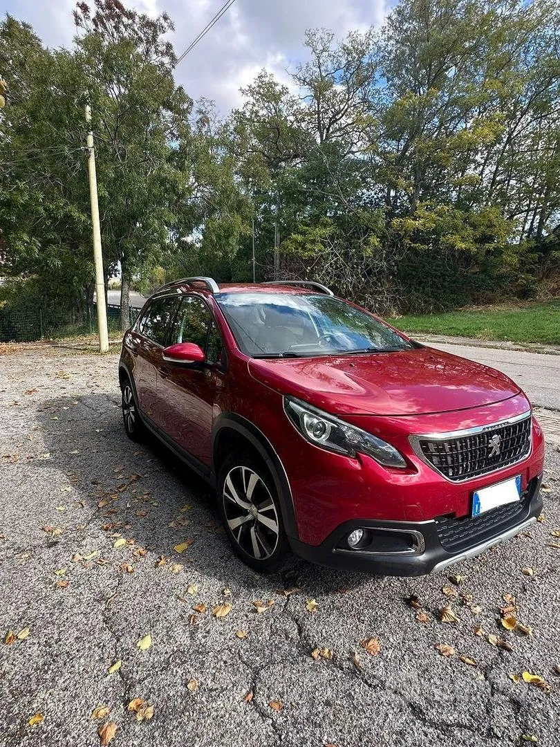 Peugeot 2008 2017 photo 2
