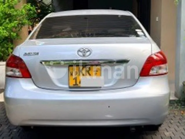 Toyota Belta 2009 photo 4