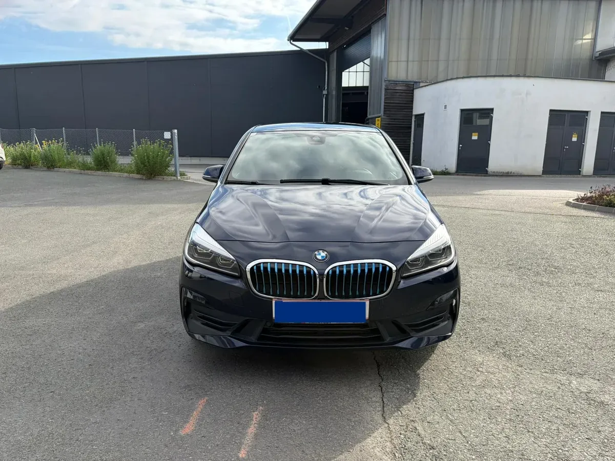 BMW 2 Series 2018 photo 2