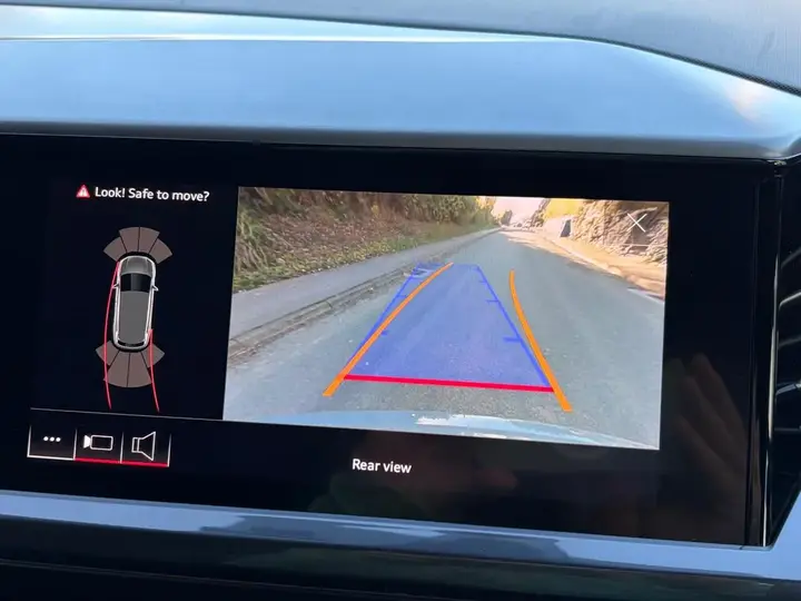 Audi Q4 E-Tron 2021 photo 5