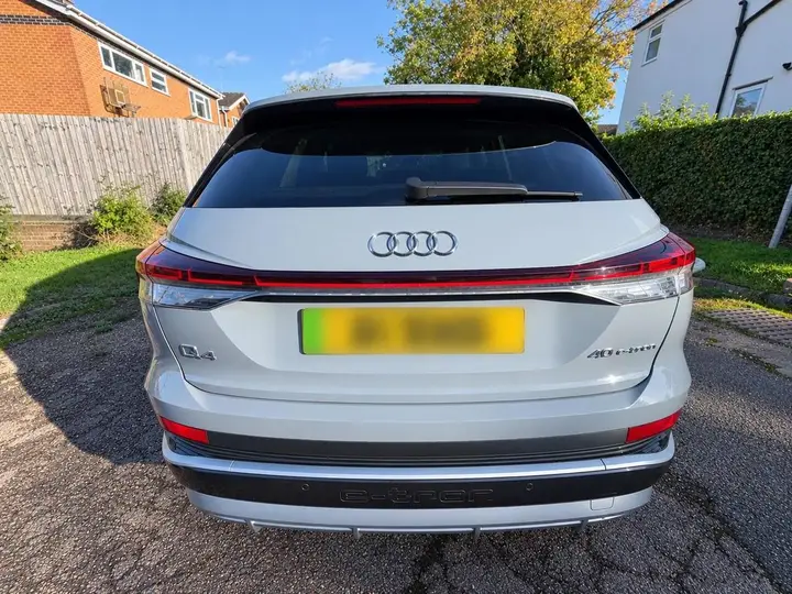 Audi Q4 E-Tron 2021 photo 3