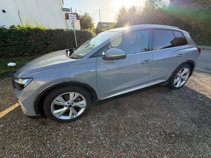 Audi Q4 E-Tron 2021 photo 4