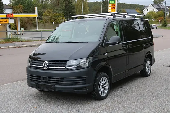 Volkswagen Transporter 2018 photo 2