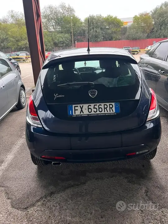 Lancia Ypsilon 2019 photo 2