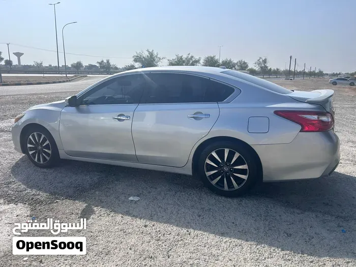 Nissan Altima 2017 photo 5