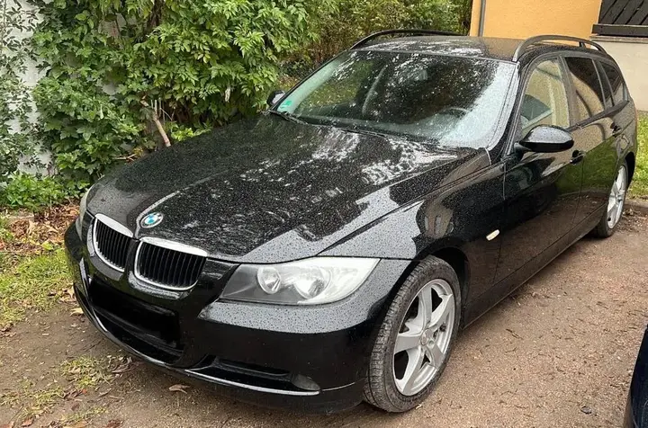 BMW 318I