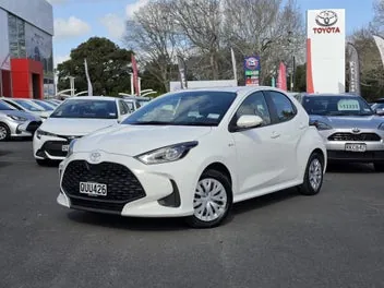Toyota Yaris 2024 photo 3