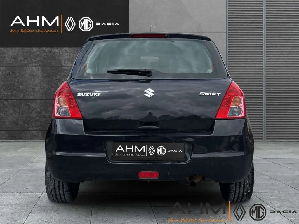 Suzuki Swift 2009 photo 4