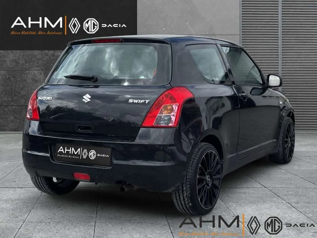 Suzuki Swift 2009 photo 5