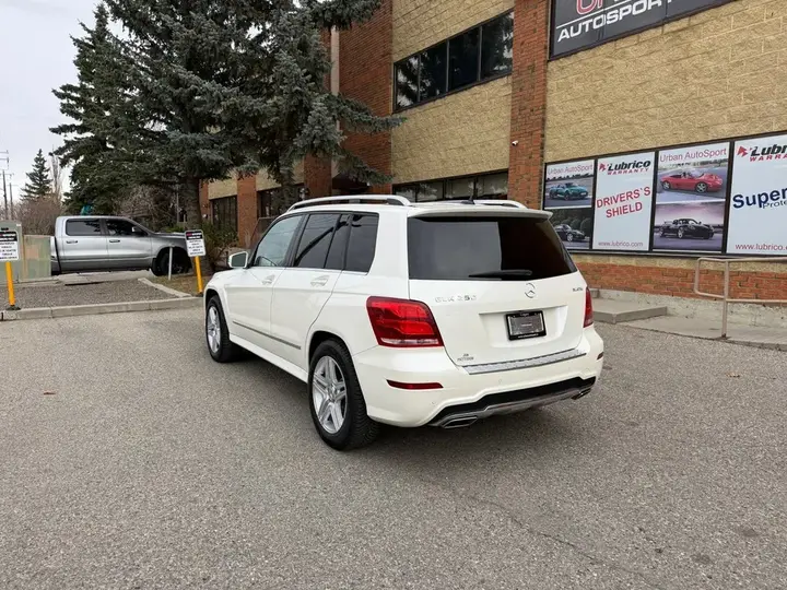 Mercedes-Benz Glk Class 2014 photo 2