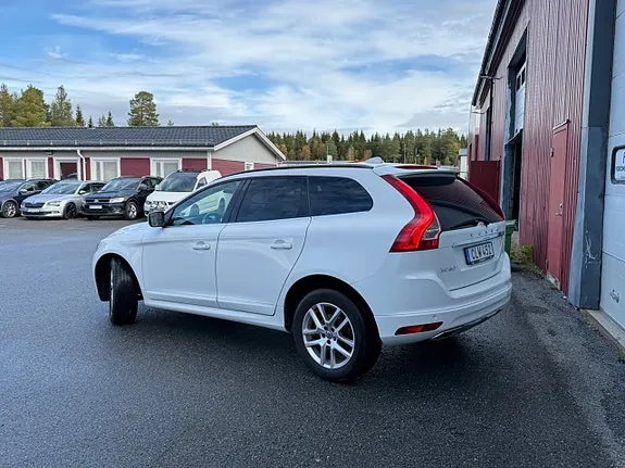 Volvo Xc60 2017 photo 3