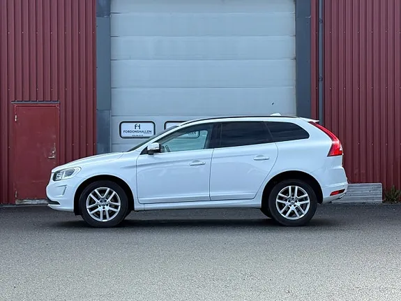 Volvo Xc60 2017 photo 2