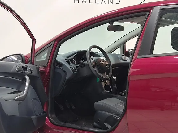 Ford Fiesta 2010 photo 3